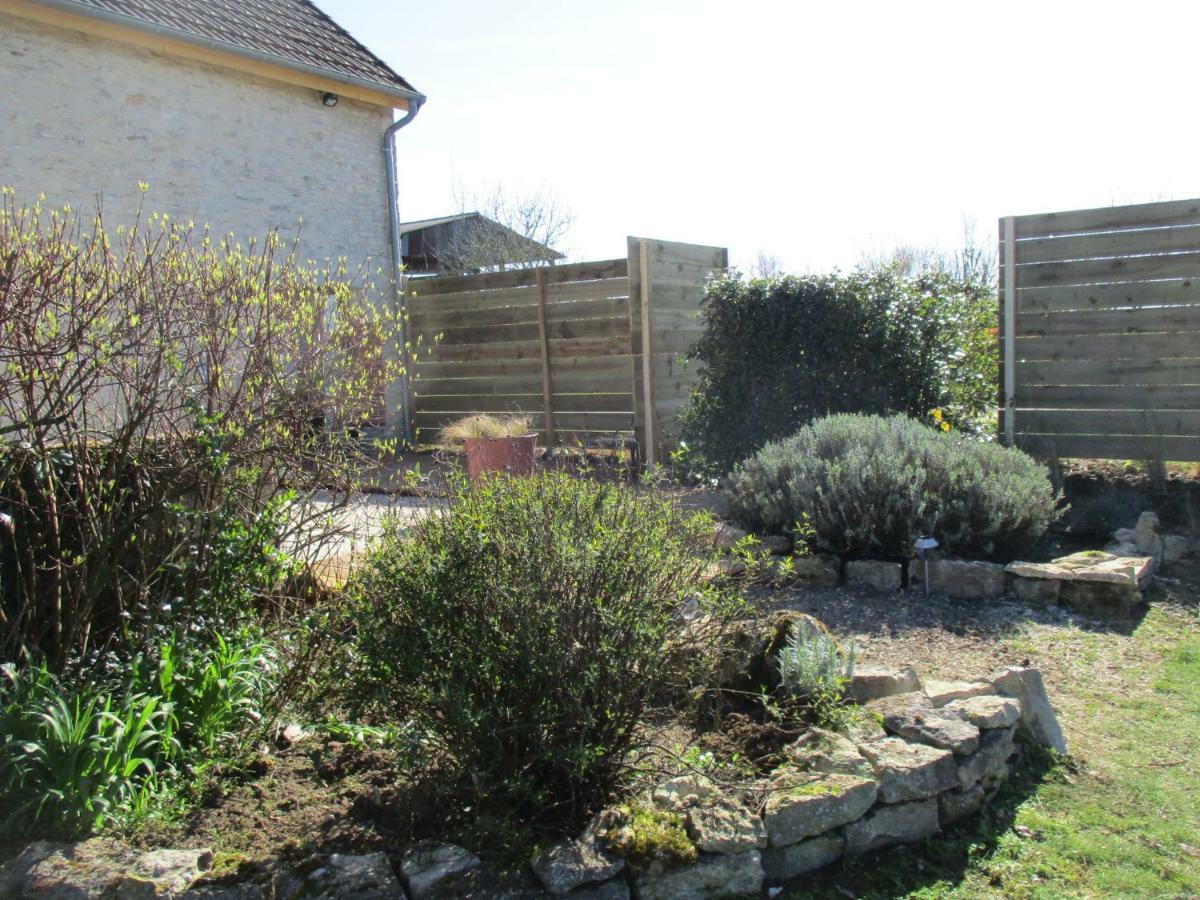 La Grange Aux Hirondelles Bed & Breakfast Sancoins Dış mekan fotoğraf