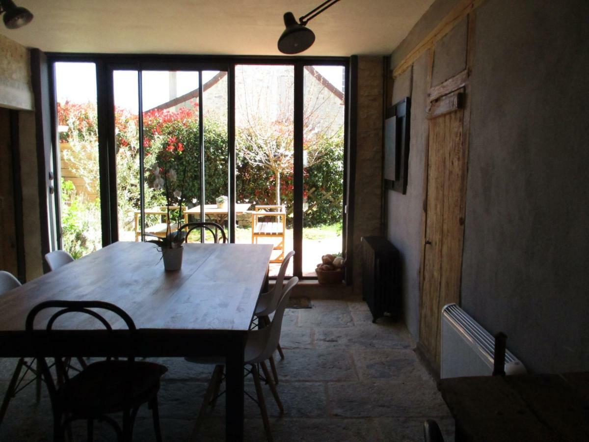 La Grange Aux Hirondelles Bed & Breakfast Sancoins Dış mekan fotoğraf