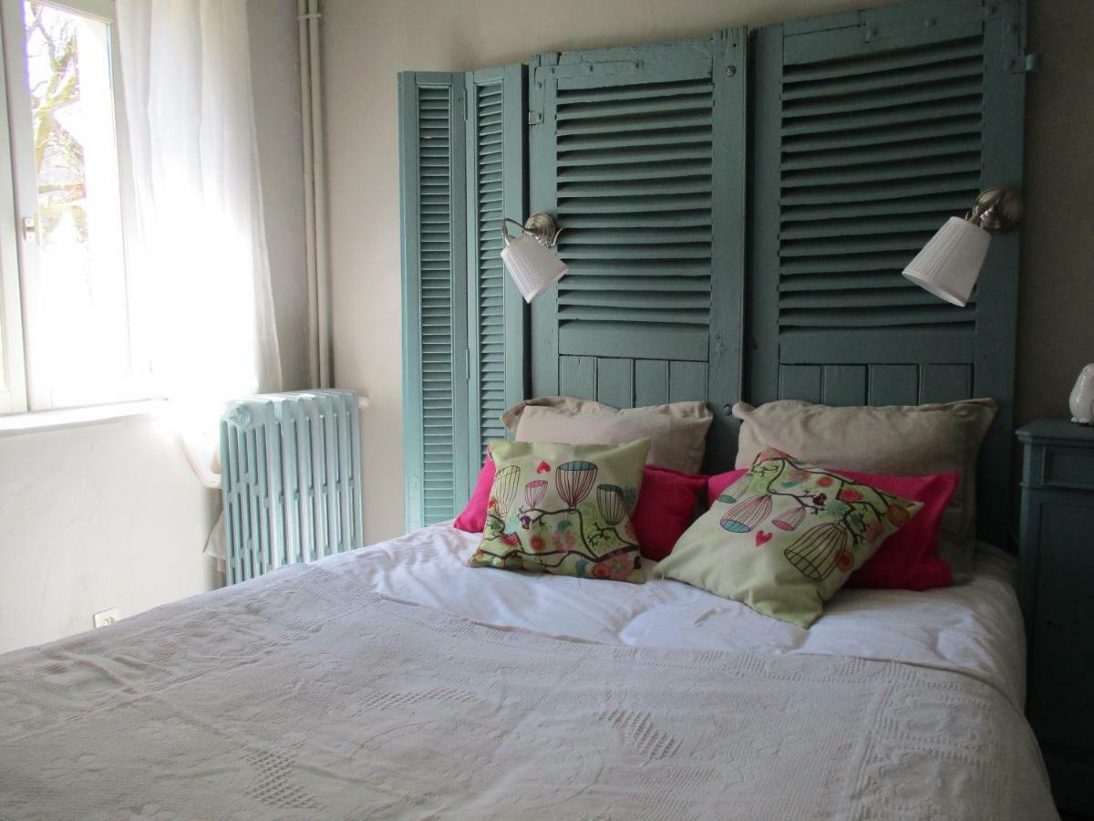 La Grange Aux Hirondelles Bed & Breakfast Sancoins Dış mekan fotoğraf